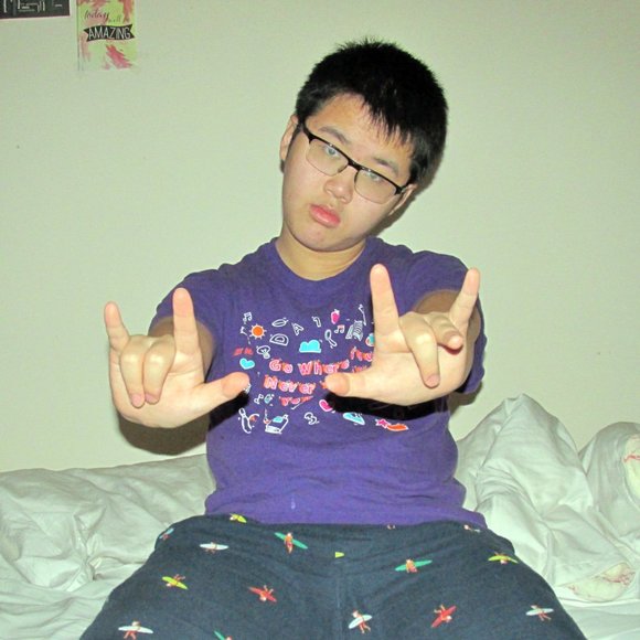 Meet your Posher, Daniel - Picture 3 of 16